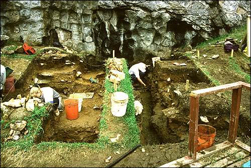 Fouilles au Site 1, carrière de stéatite de Fleur de Lys, 1997