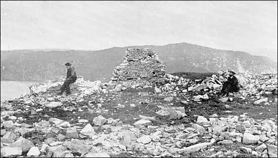 Les ruines de Castle Hill vers 1890 Les ruines de Castle Hill vers 1890