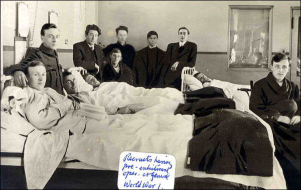Patients de l'hôpital General vers 1914-1918