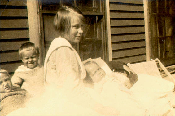 Children at the St. Anthony Hospital, ca. 1922