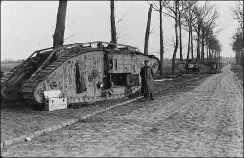 Char britannique capturé par les Allemands lors de la bataille de Cambrai