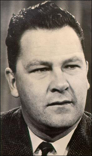 Tom Cahill Tom Cahill