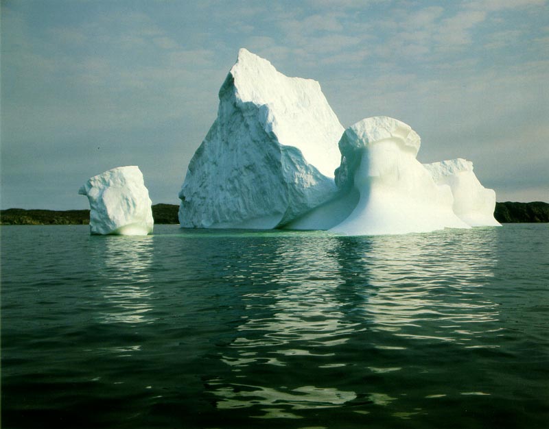 Iceberg en face de Little Harbour, baie Notre Dame Iceberg en face de Little Harbour, baie Notre Dame