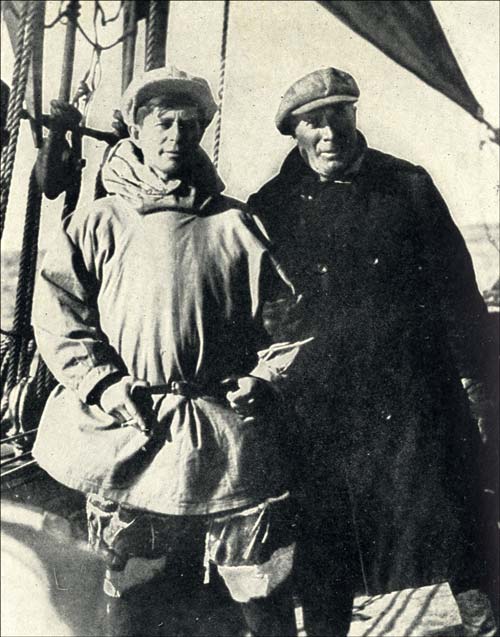 Bob Bartlett (à droite) et l'explorateur groenlandais Knud Rasmussen, avant 1929