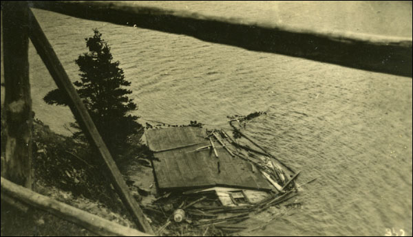Maison détruite, novembre 1929