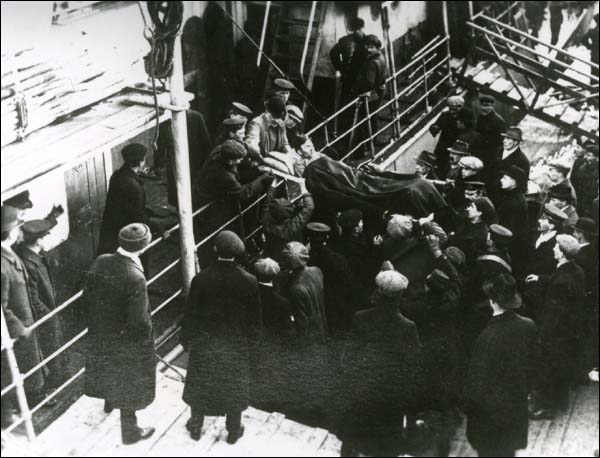 Un blessé, le 4 avril 1914 Un blessé, le 4 avril 1914