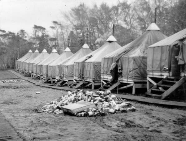 Le Camp Alexander, 1941