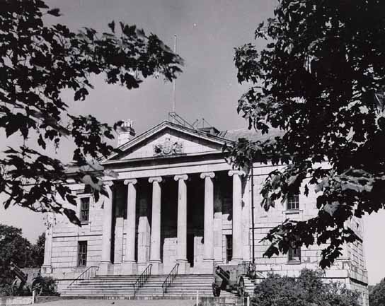 Le Colonial Building, St. John's