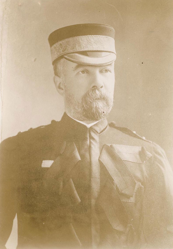 John R. McCowan, avant 1908