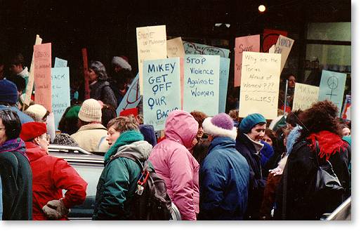 Manifestation aux bureaux du Secrétariat d'État à St. John's, 1990
