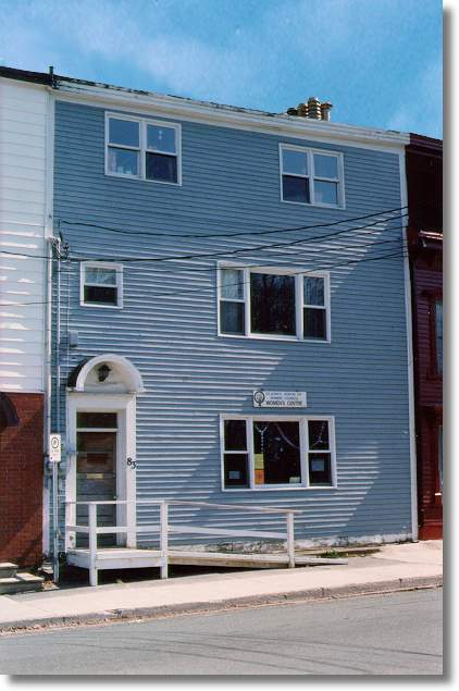 Centre pour femmes de St. John's, 1998