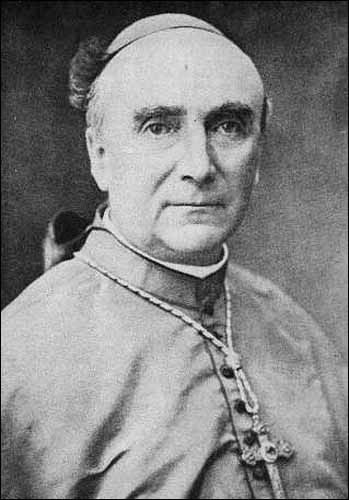 L'archevêque Edward P. Roche