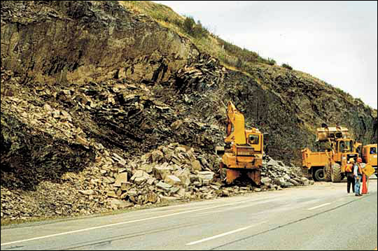 Rockfall on Pitts Memorial Drive