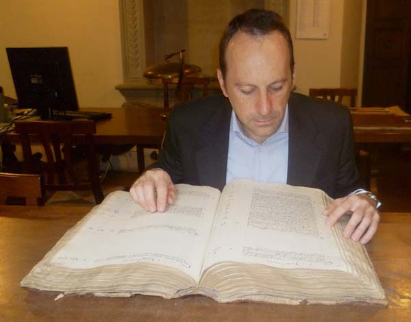 Dr. Francesco Guidi-Bruscoli with the Ledger he Uncovered in the Guicciardini Archive Linking John Cabot to Italian Financiers