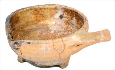 North Devon 'Pipkin' or Cooking Pot (Fld-097)
