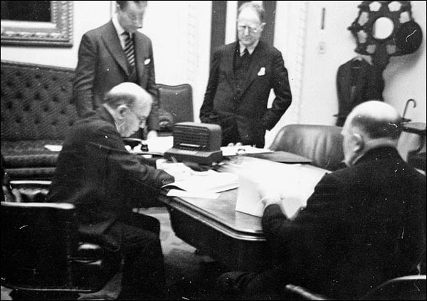 Air Training Plan Signing, 16 December 1939 Air Training Plan Signing, 16 December 1939