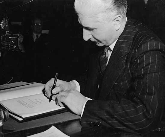 Lieutenant-Governor Albert Joseph Walsh Lieutenant-Governor Albert Joseph Walsh