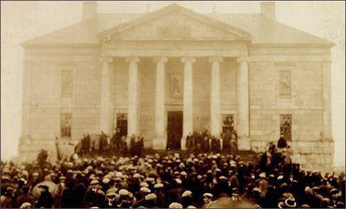 Riot outside Colonial Building, 1932