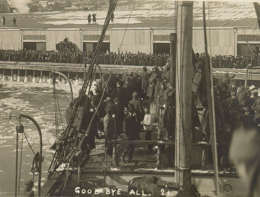 La D Company part pour l'Angleterre, février 1915